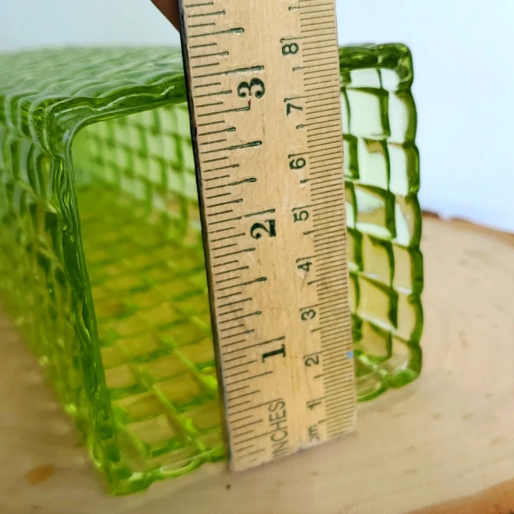 Vintage Textured Light Green Color Square Vase - Picture 7 of 9